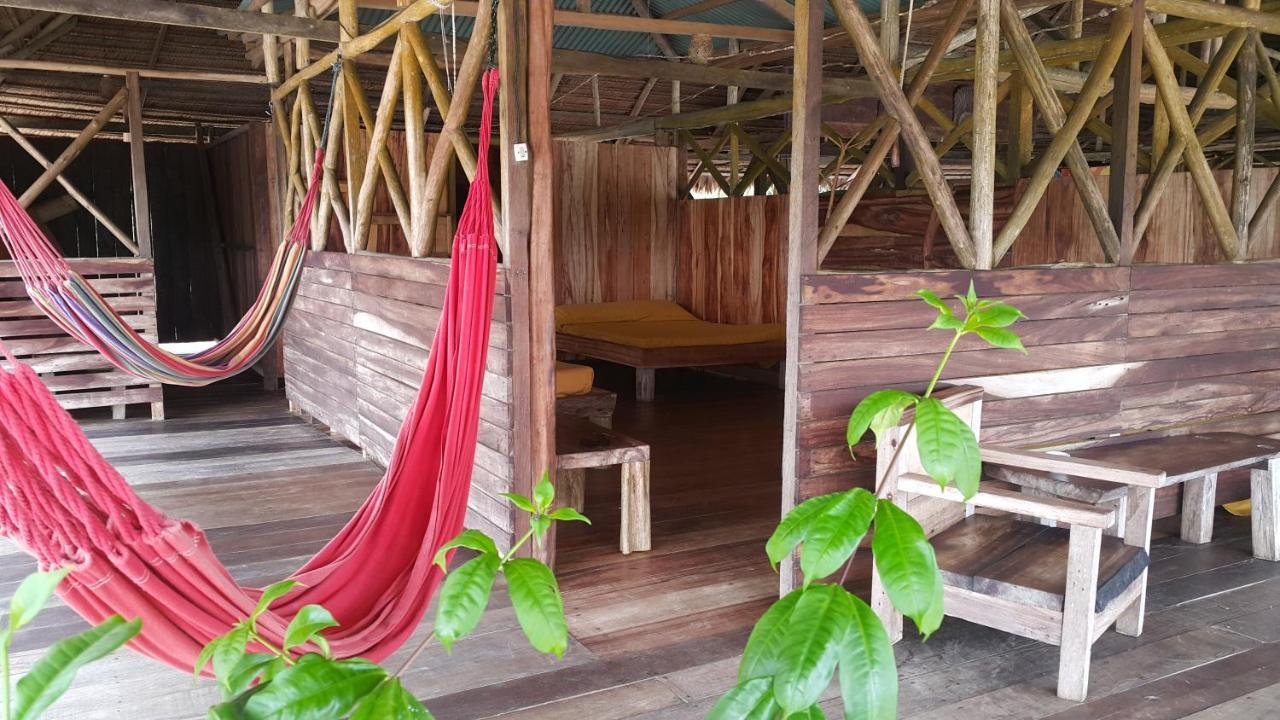 Cabana Flotante Kurupira เลติเซีย ภายนอก รูปภาพ