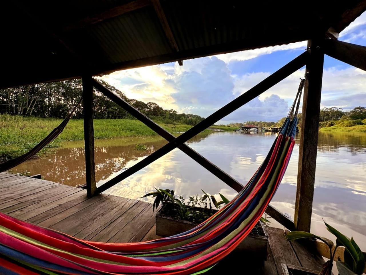 Cabana Flotante Kurupira เลติเซีย ภายนอก รูปภาพ