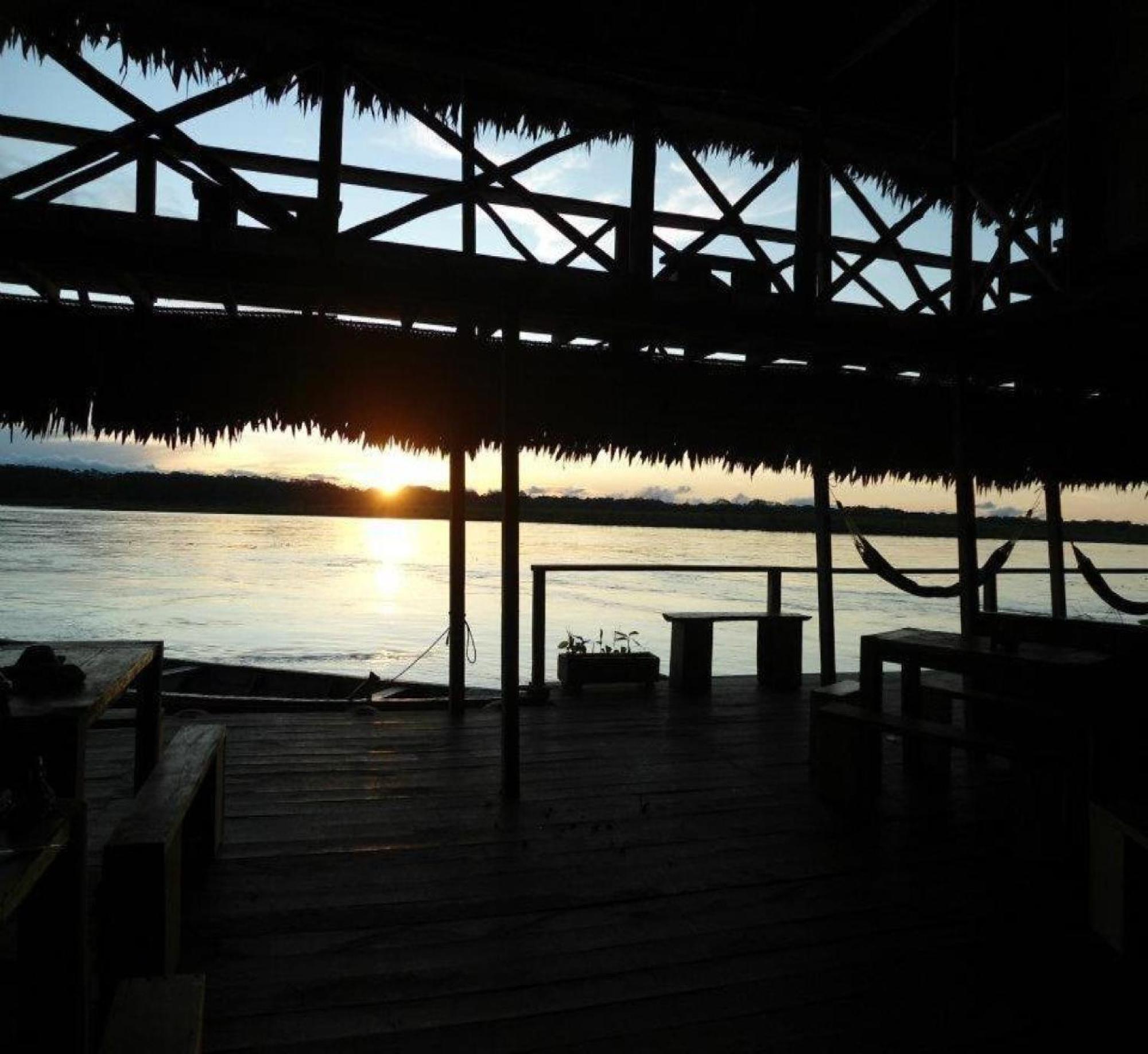 Cabana Flotante Kurupira เลติเซีย ภายนอก รูปภาพ