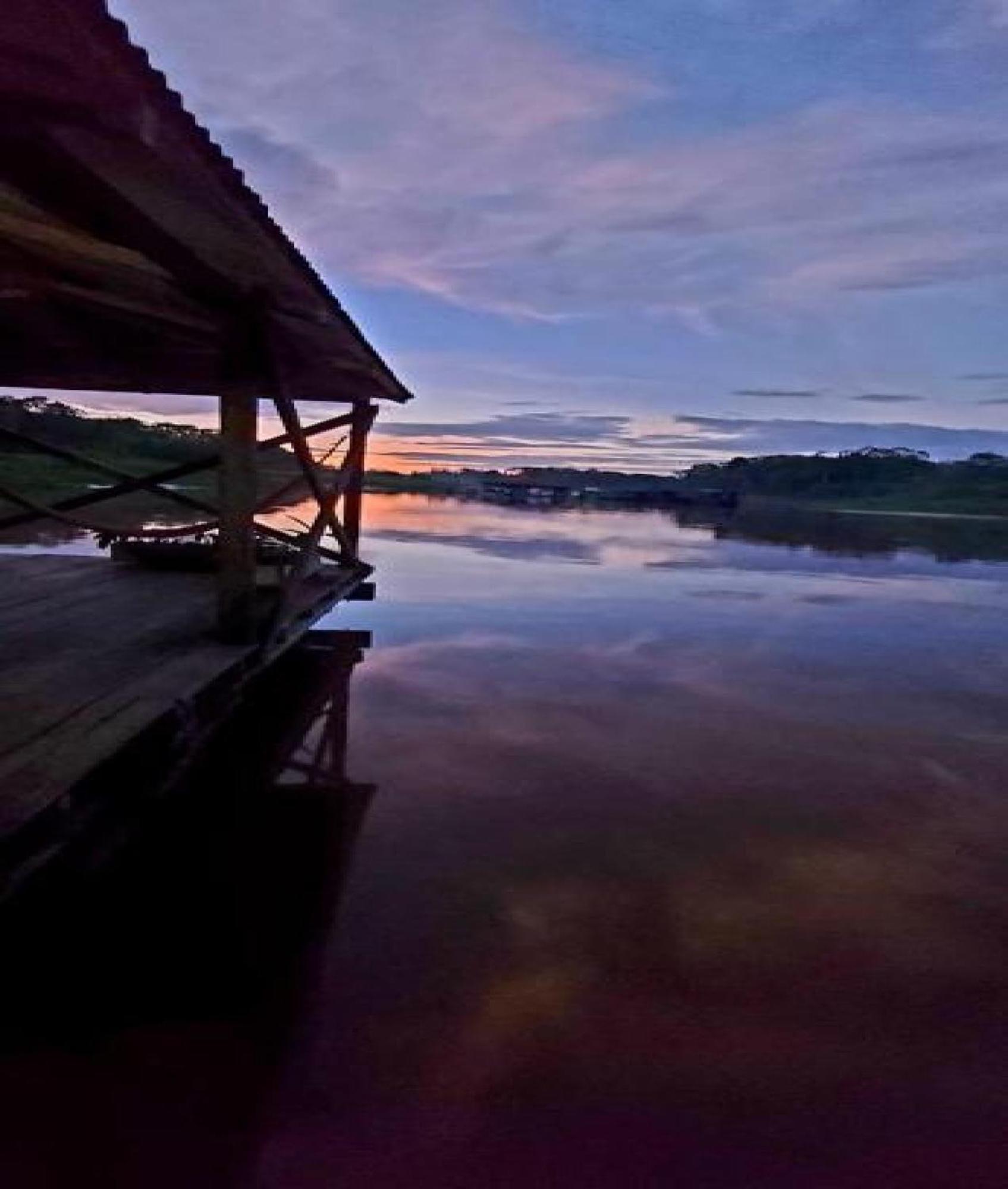 Cabana Flotante Kurupira เลติเซีย ภายนอก รูปภาพ