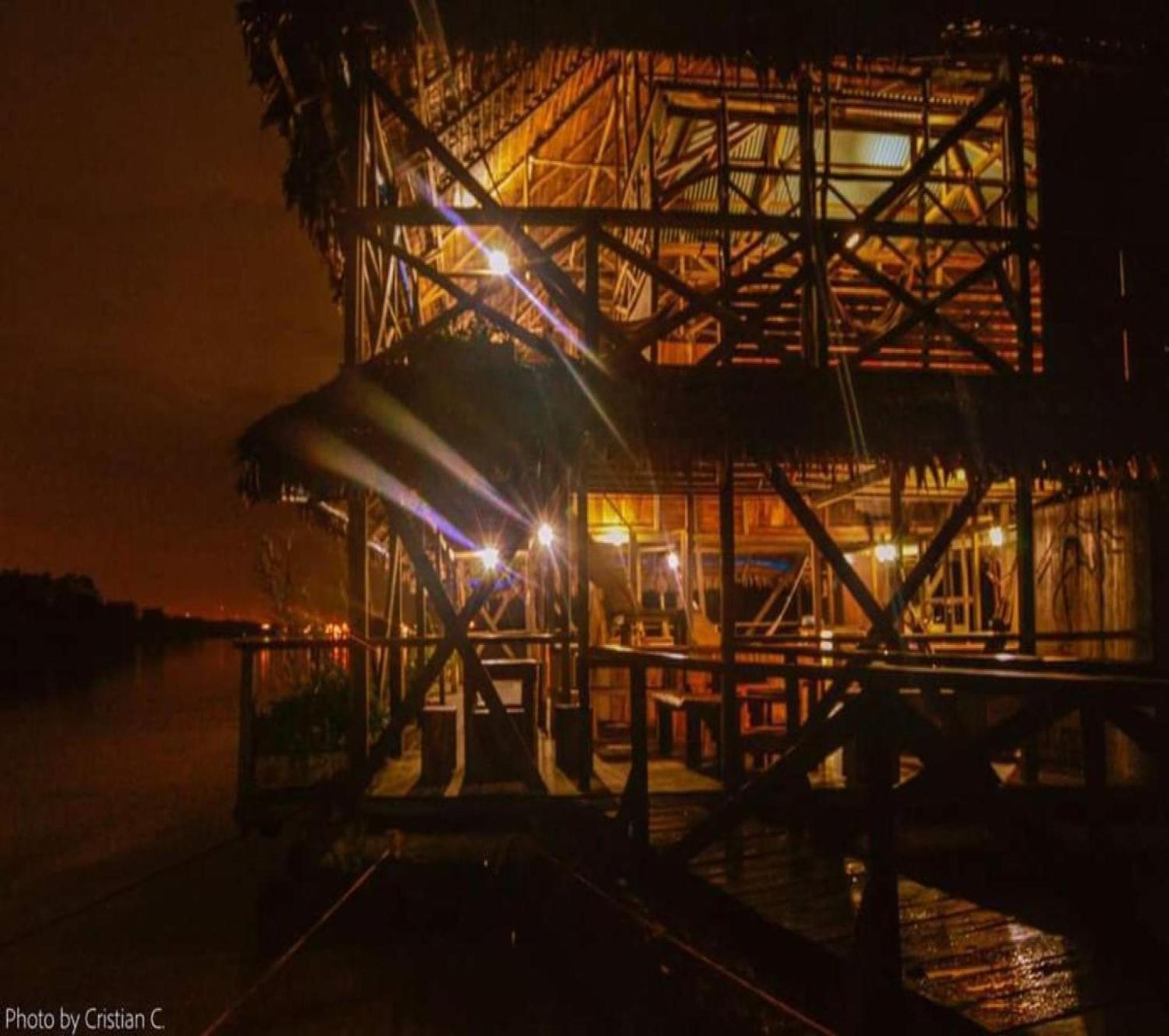 Cabana Flotante Kurupira เลติเซีย ภายนอก รูปภาพ