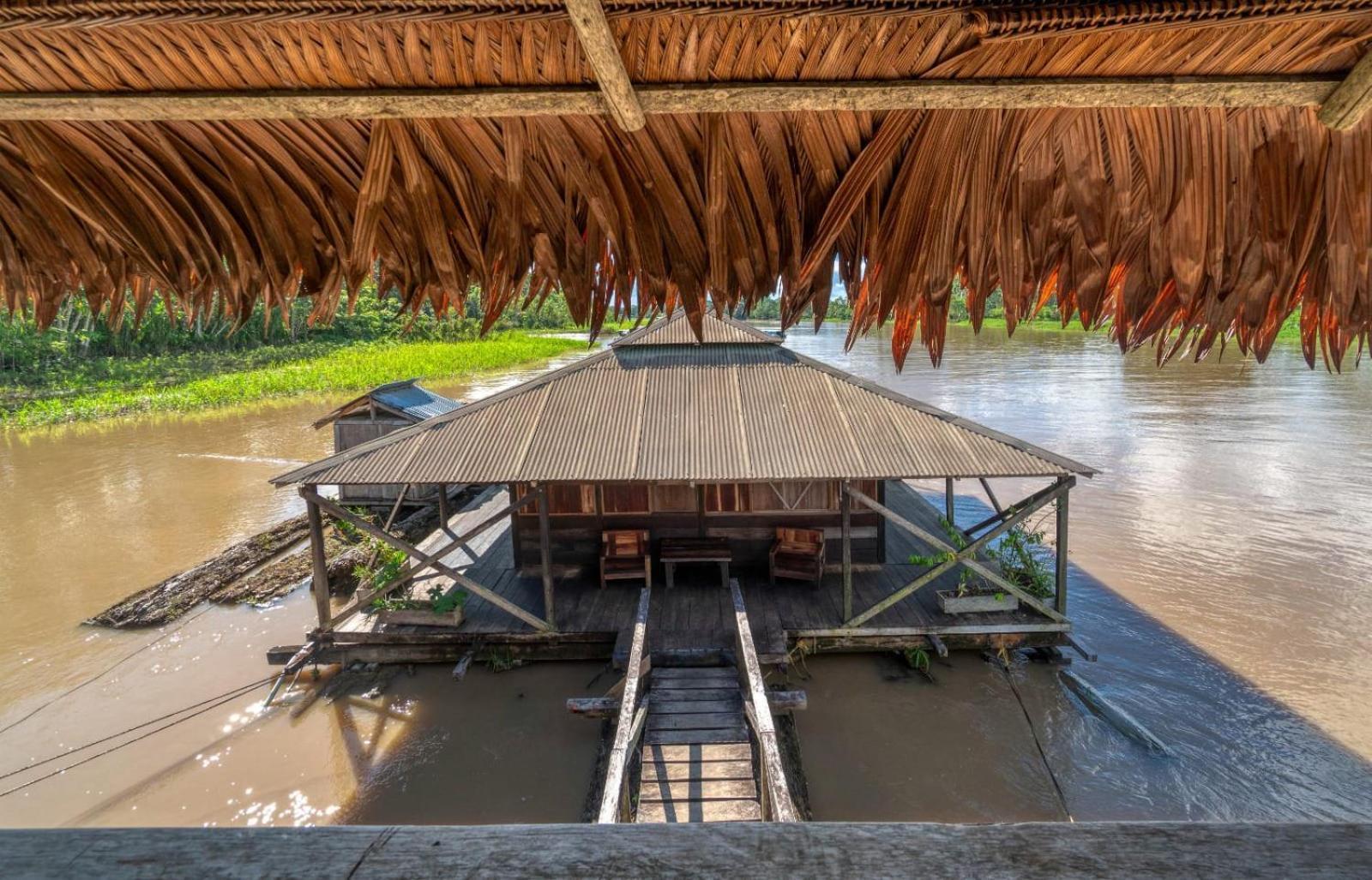 Cabana Flotante Kurupira เลติเซีย ภายนอก รูปภาพ