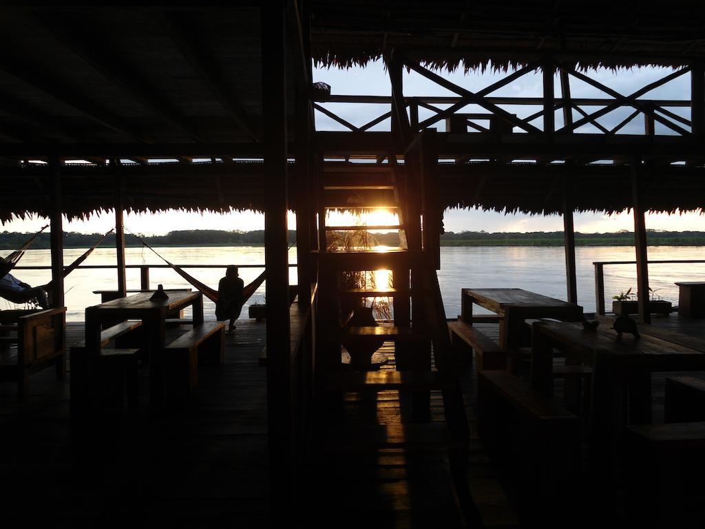 Cabana Flotante Kurupira เลติเซีย ภายนอก รูปภาพ