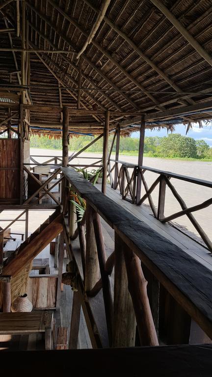 Cabana Flotante Kurupira เลติเซีย ภายนอก รูปภาพ